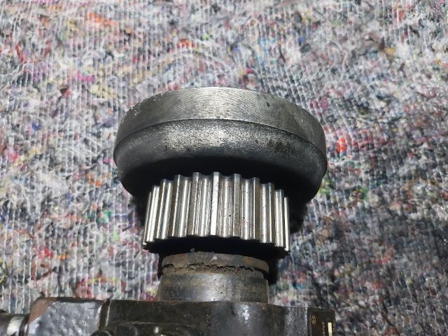 bontott AUDI Q7 Nagynyomású Szivattyú