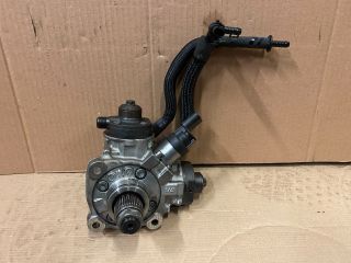 bontott AUDI Q7 Nagynyomású Szivattyú