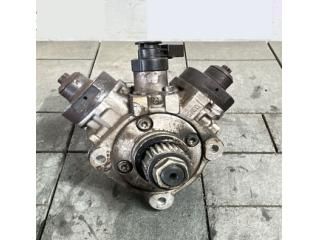 bontott AUDI Q7 Nagynyomású Szivattyú