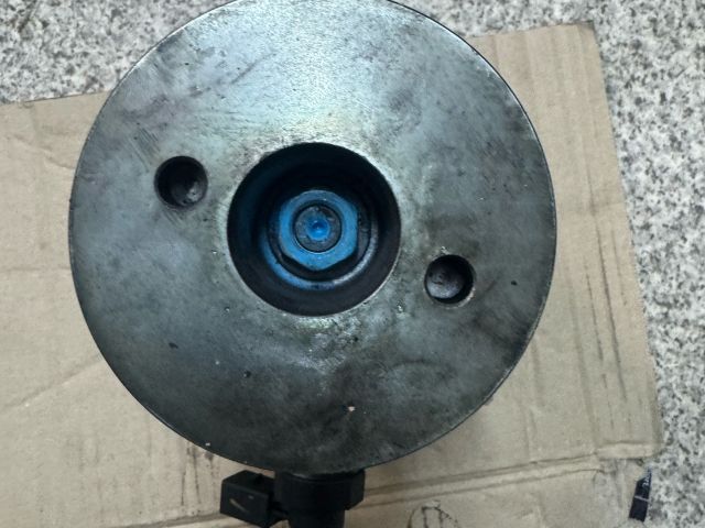 bontott AUDI Q7 Nagynyomású Szivattyú