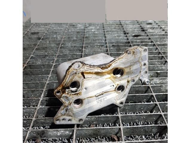 bontott AUDI Q7 Olajhűtő