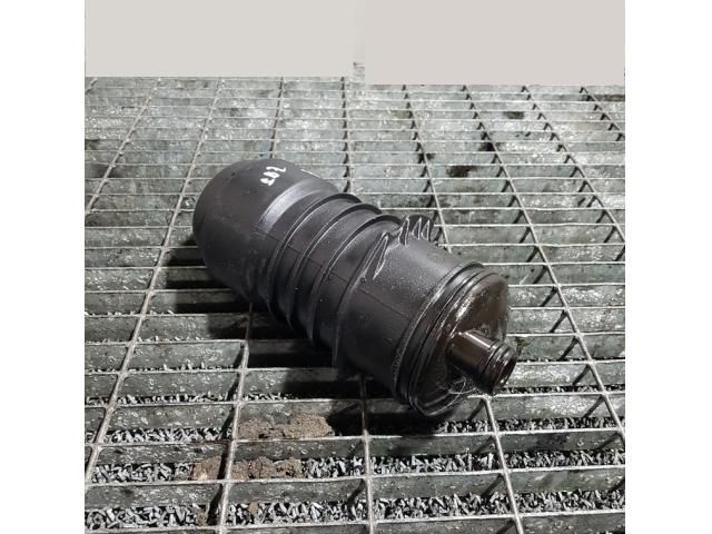 bontott AUDI Q7 Olajszűrő Ház