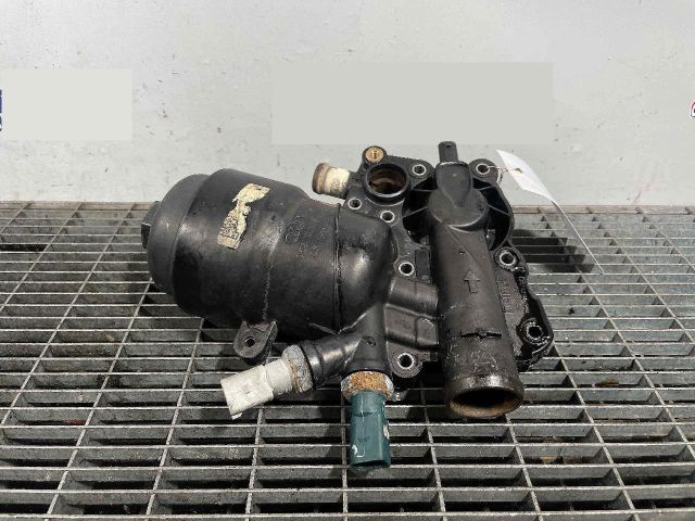 bontott AUDI Q7 Olajszűrő Ház