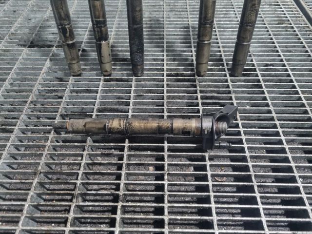 bontott AUDI Q7 Porlasztó (1 db)