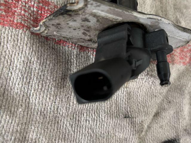 bontott AUDI Q7 Porlasztó (1 db)