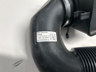 bontott AUDI Q7 Légbeömlő Cső
