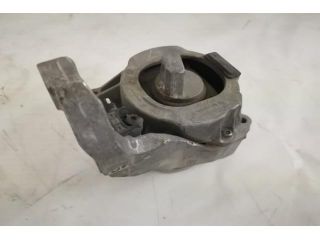 bontott AUDI Q7 Motor Tartó Bak Bal