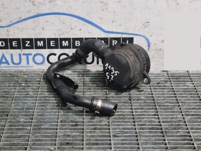 bontott AUDI Q7 Szelepfedél