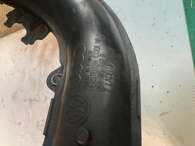 bontott AUDI Q7 Szívó Cső