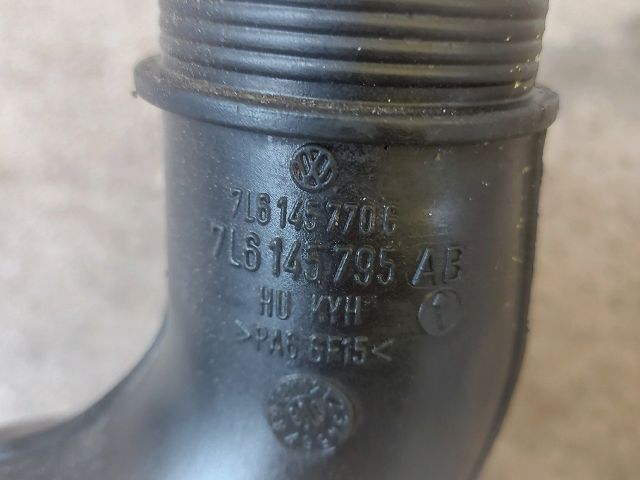 bontott AUDI Q7 Turbócső