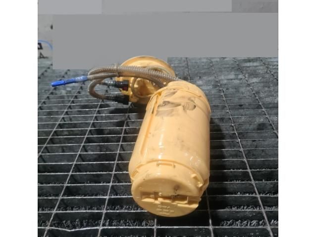 bontott AUDI Q7 Üzemanyag Szivattyú