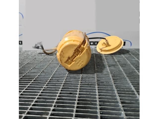 bontott AUDI Q7 Üzemanyag Szivattyú