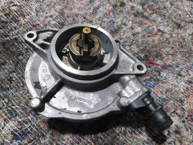 bontott AUDI Q7 Vákumpumpa