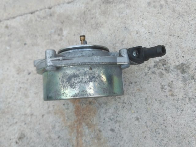 bontott AUDI Q7 Vákumpumpa