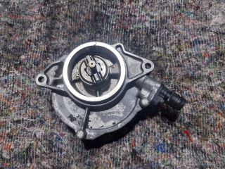 bontott AUDI Q7 Vákumpumpa