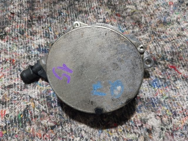 bontott AUDI Q7 Vákumpumpa