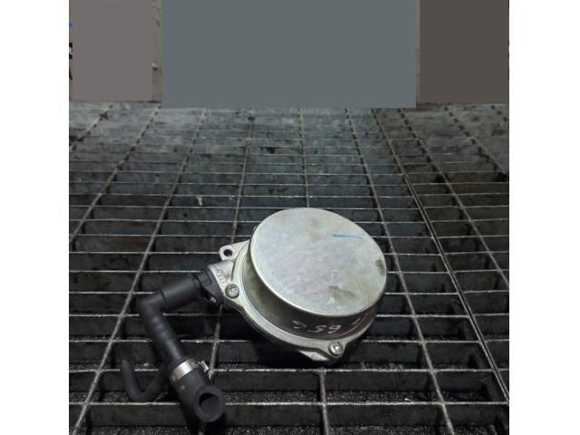 bontott AUDI Q7 Vákumpumpa