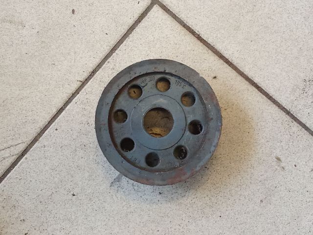 bontott AUDI Q7 Vezérműkerék