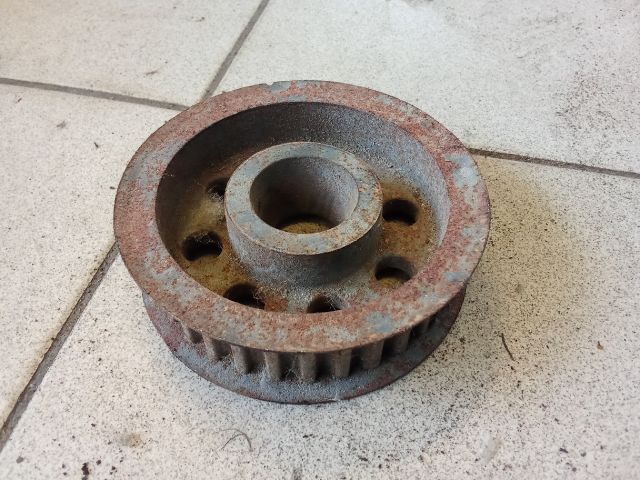 bontott AUDI Q7 Vezérműkerék