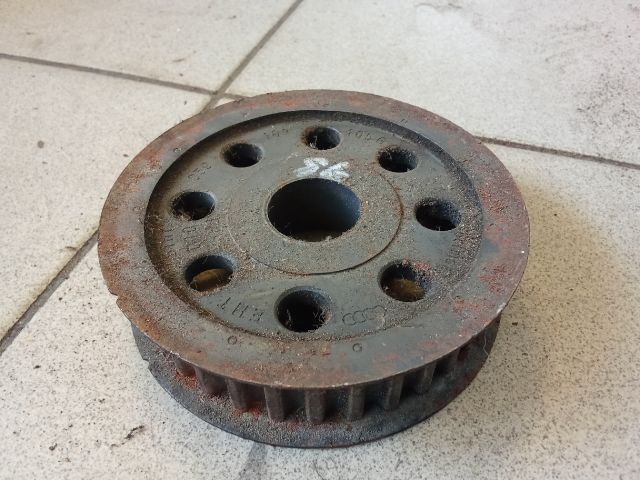 bontott AUDI Q7 Vezérműkerék