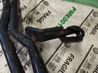 bontott AUDI Q7 Vízcső