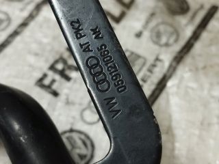 bontott AUDI Q7 Vízcső