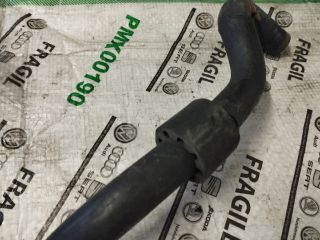 bontott AUDI Q7 Vízcső