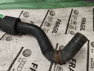 bontott AUDI Q7 Vízcső