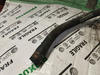 bontott AUDI Q7 Vízcső