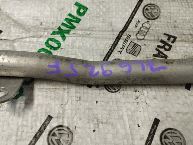 bontott AUDI Q7 Vízcső