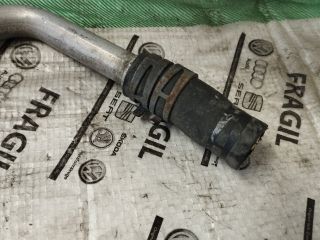 bontott AUDI Q7 Vízcső