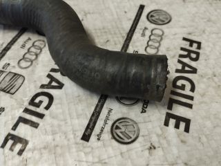 bontott AUDI Q7 Vízcső