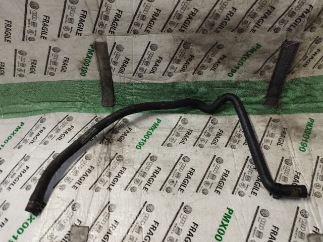 bontott AUDI Q7 Vízcső