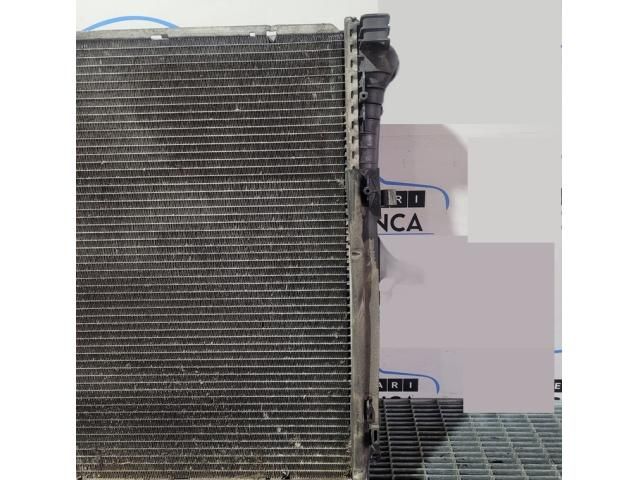 bontott AUDI Q7 Vízhűtő Radiátor (Klímás)