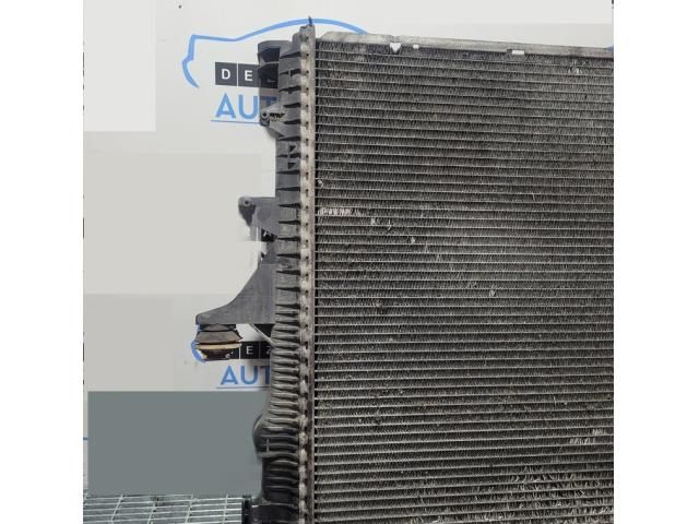 bontott AUDI Q7 Vízhűtő Radiátor (Klímás)