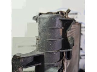 bontott AUDI Q7 Vízhűtő Radiátor (Klímás)