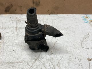 bontott AUDI Q7 Vízpumpa