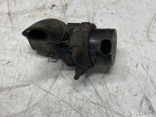 bontott AUDI Q7 Vízpumpa