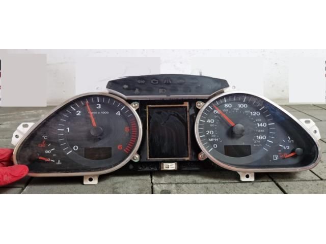 bontott AUDI Q7 Kilométeróra