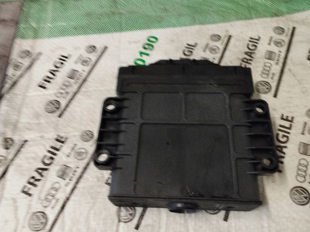 bontott AUDI Q7 Automata Váltó Elektronika