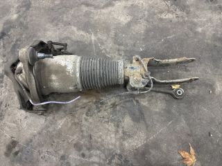 bontott AUDI Q7 Bal első Rugó