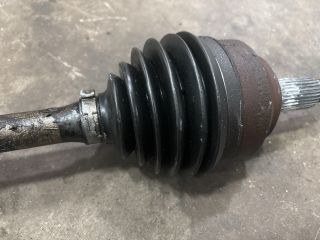 bontott AUDI Q7 Bal Féltengely