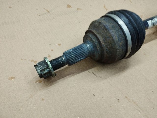 bontott AUDI Q7 Bal Féltengely