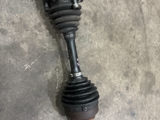 bontott AUDI Q7 Bal Féltengely