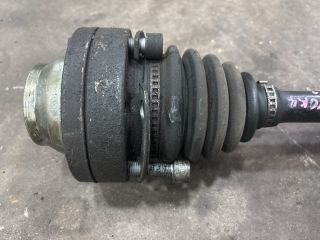 bontott AUDI Q7 Bal Féltengely