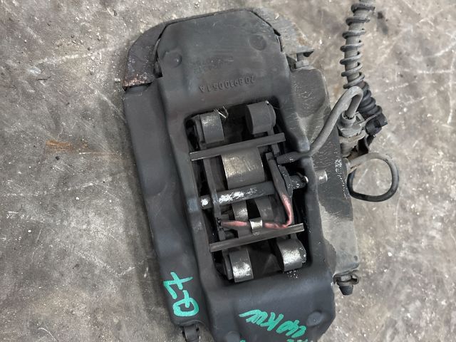 bontott AUDI Q7 Bal hátsó Féknyereg Munkahengerrel