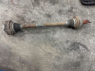 bontott AUDI Q7 Bal hátsó Féltengely