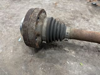 bontott AUDI Q7 Bal hátsó Féltengely