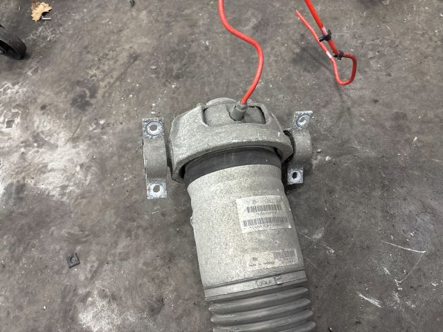 bontott AUDI Q7 Bal hátsó Rugó