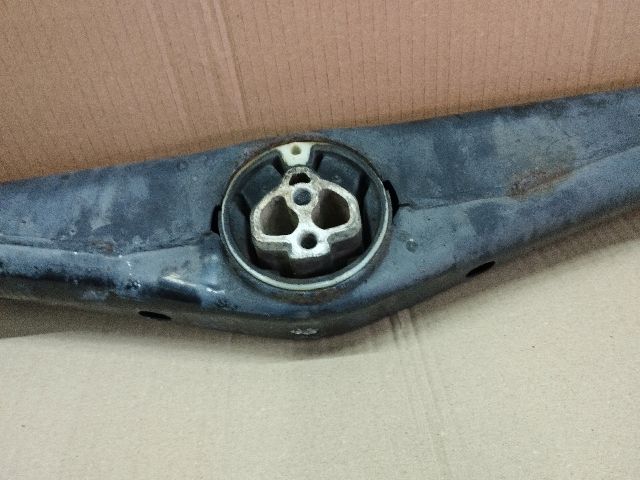 bontott AUDI Q7 Billenésgátló Bak